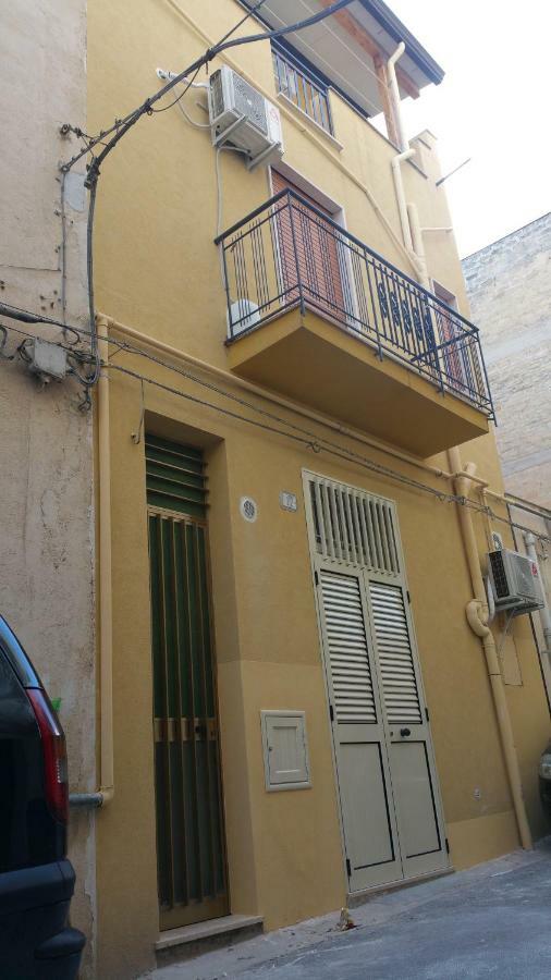 Piazza Repubblica Appartament Alcamo Dış mekan fotoğraf